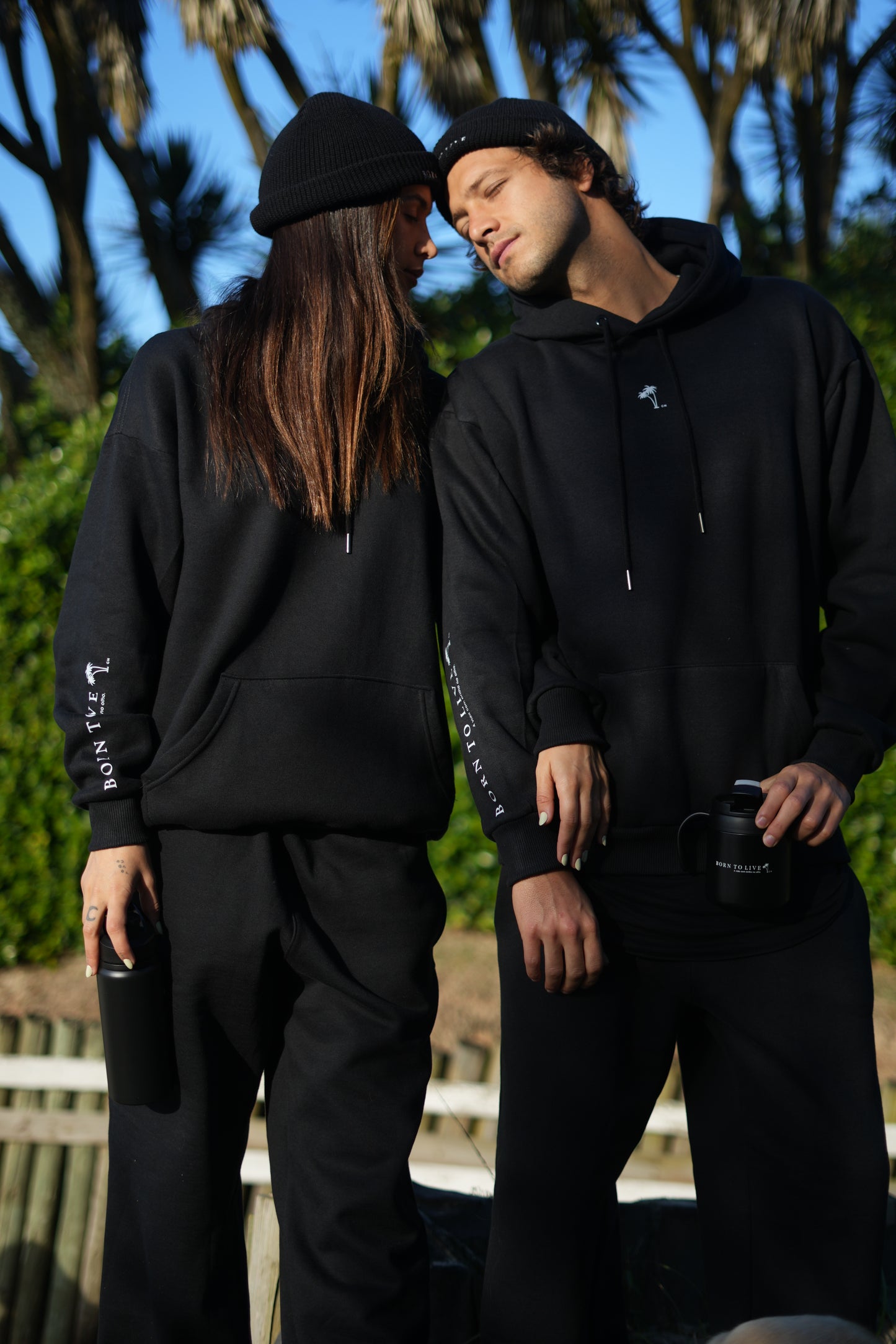 Moletom Essentials by Born to Live