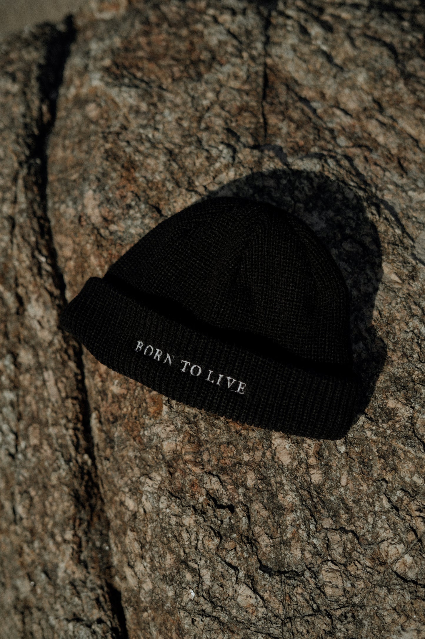 Gorro Essentials by Born to Live